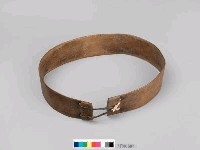 藏品(男子束腹木片環帶)的圖片